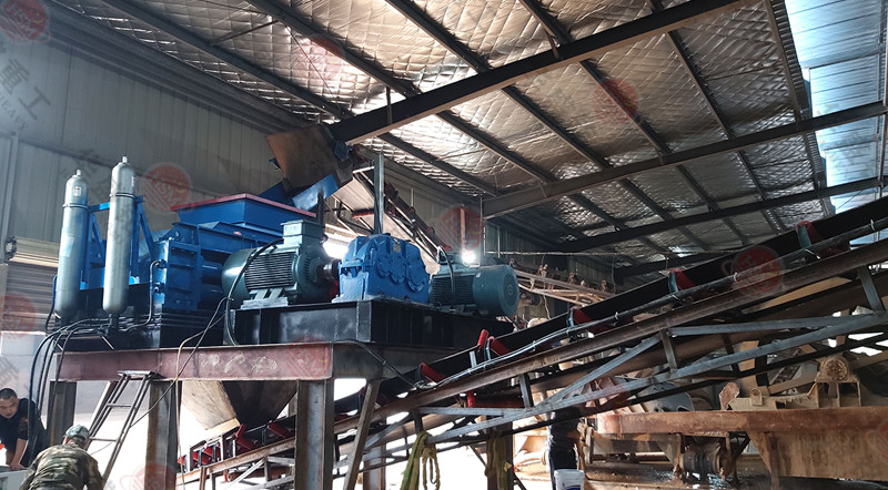 ʯ�ϏS��ɰ�C(j��)�����F(xi��n)��(ch��ng)